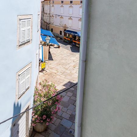 Apartman Antonija Cres Exteriör bild