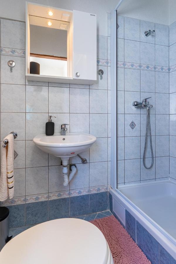 Apartman Antonija Cres Exteriör bild