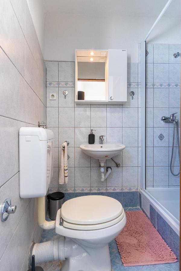 Apartman Antonija Cres Exteriör bild
